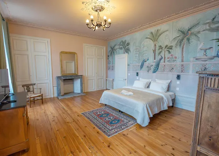 La Leontine Bed & Breakfast 3*
