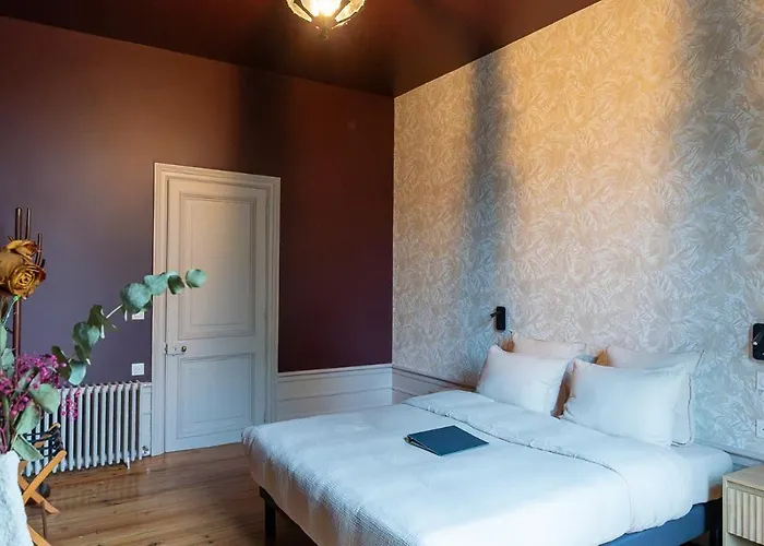 La Leontine Bed & Breakfast